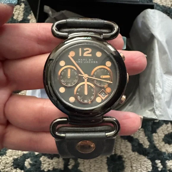 Marc Jacobs | Accessories | Marc Jacobs Charcoal And Rose  display picture 1
